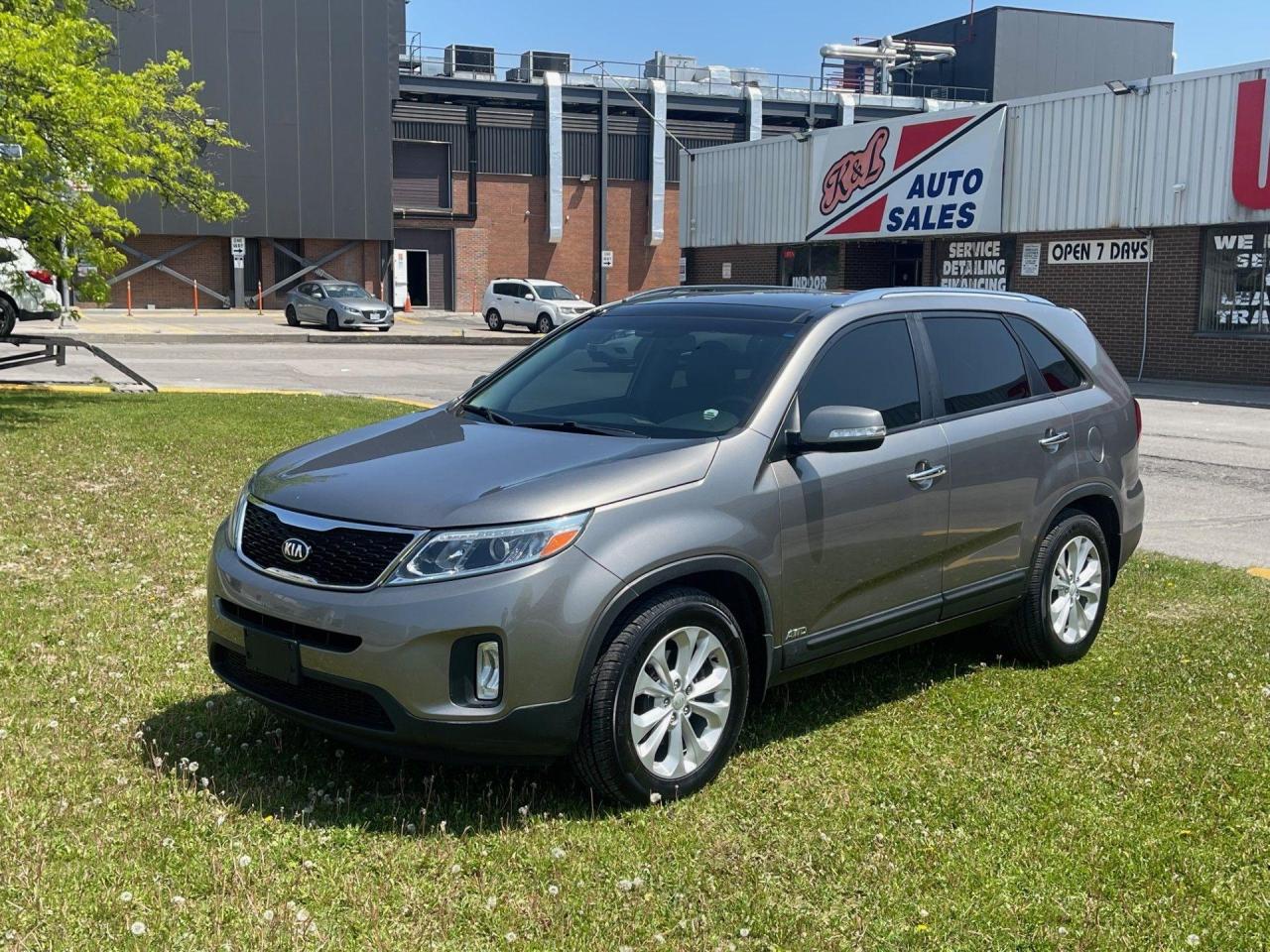 Used 2014 Kia Sorento EX ~ AWD ~ LEATHER ~ PANORAMIC ROOF ~ REAR CAMERA for sale in Toronto, ON