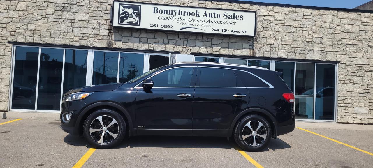 Used 2017 Kia Sorento AWD 4dr EX/Leather/Backup camera/Bluetooth for sale in Calgary, AB