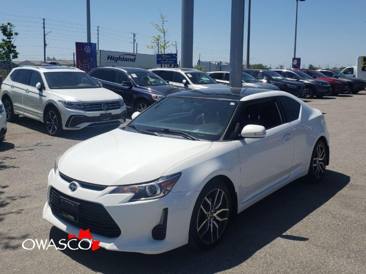 Used 2014 Scion tC 2.5L! Sunroof! Safety Included! for sale in Whitby, ON