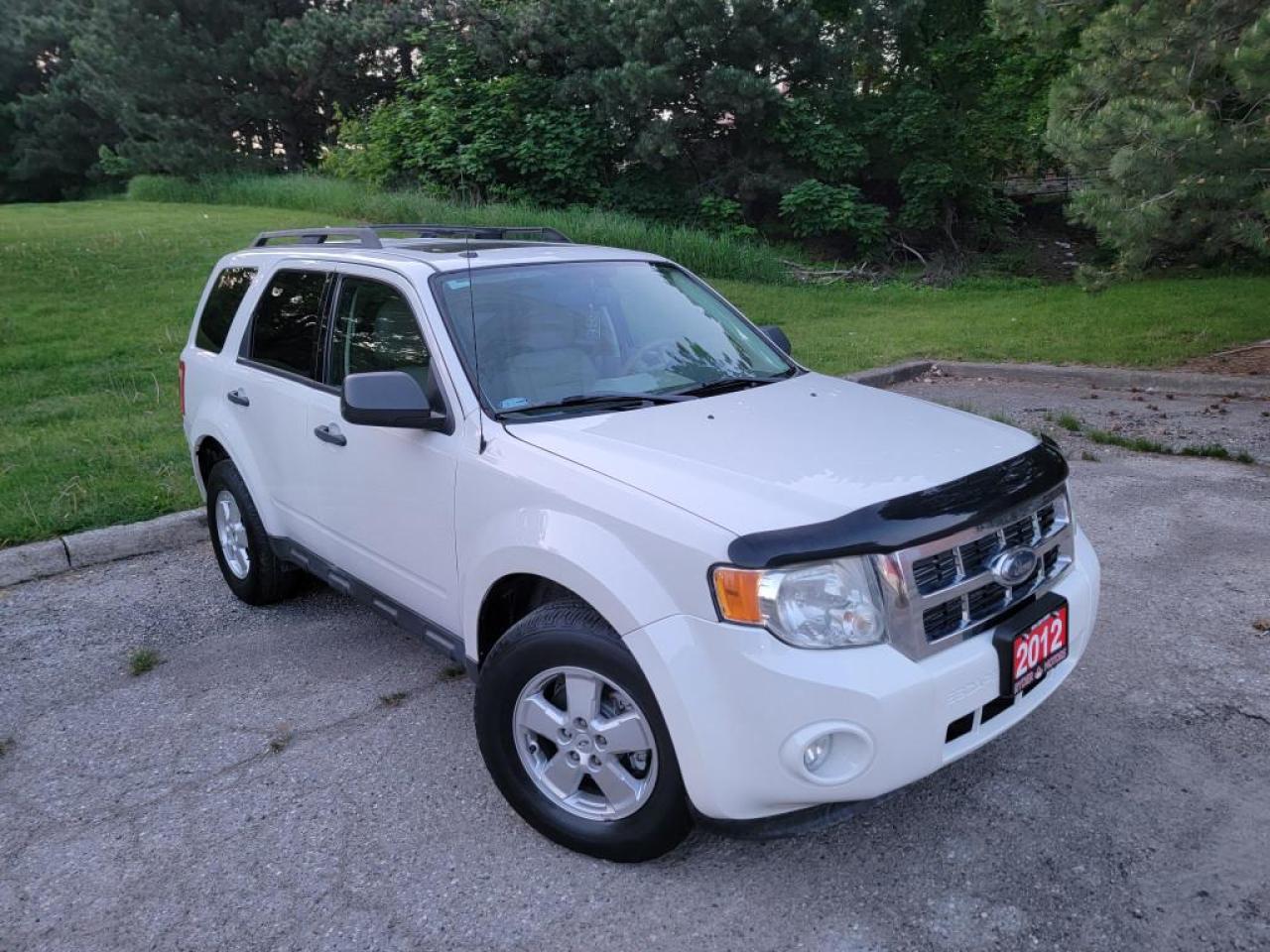 Used 2012 Ford Escape XLT,AWD,LEATHER,SUNROOF,HEATED SEATS,ALLOY,CERTIFIED for sale in Mississauga, ON