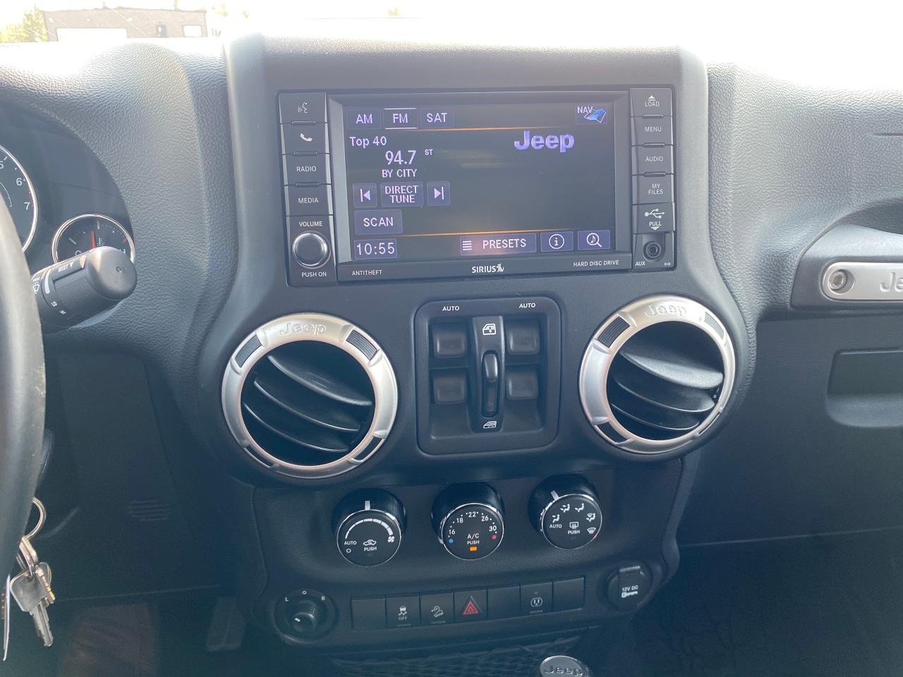 2018 Jeep Wrangler Sahara Unlimited Photo5