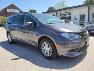 Used 2017 Chrysler Pacifica Touring for sale in Waterdown, ON