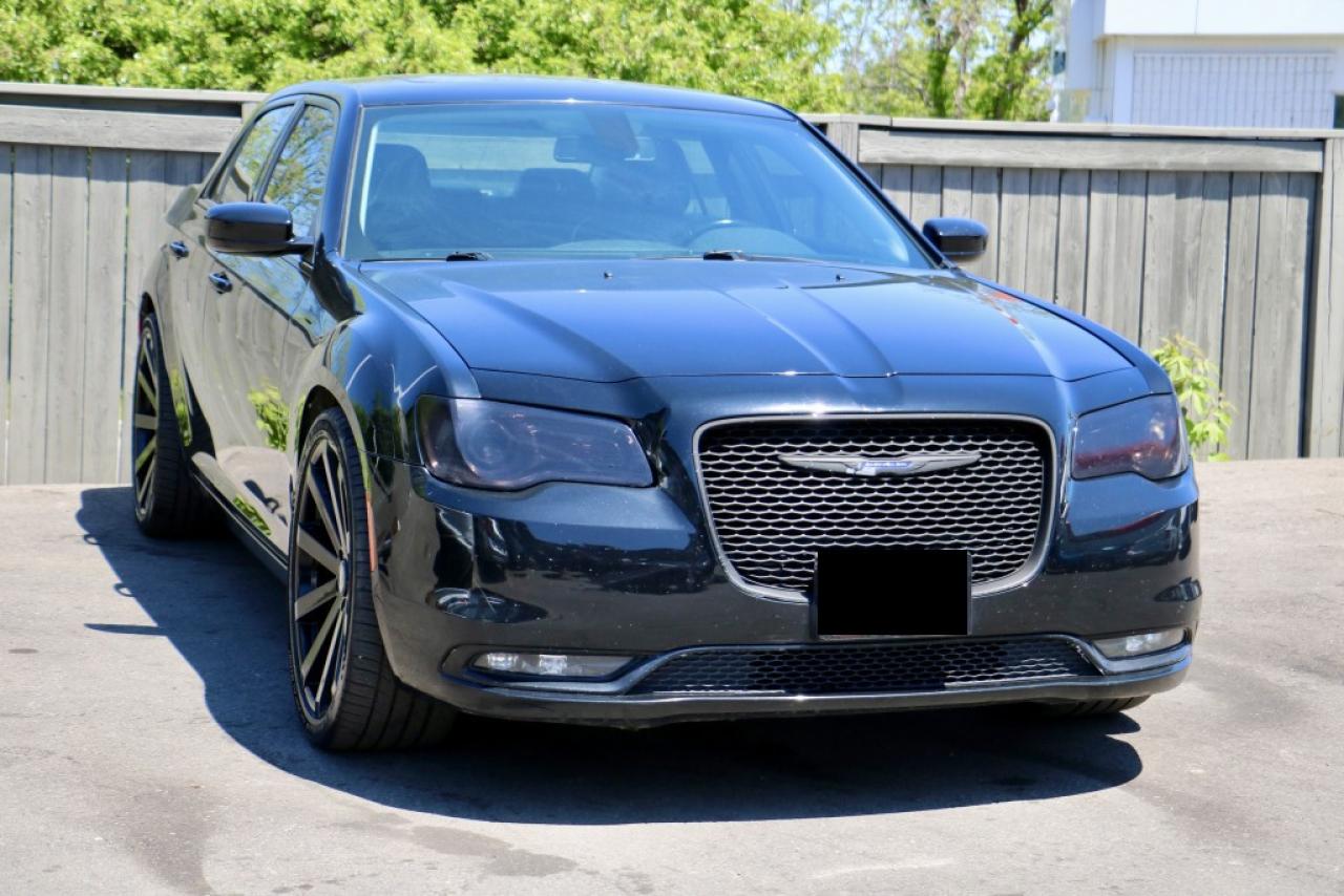 2019 Chrysler 300 TOURING | RWD | SUN/MOONROOF | HEATED LEATHER SEAT