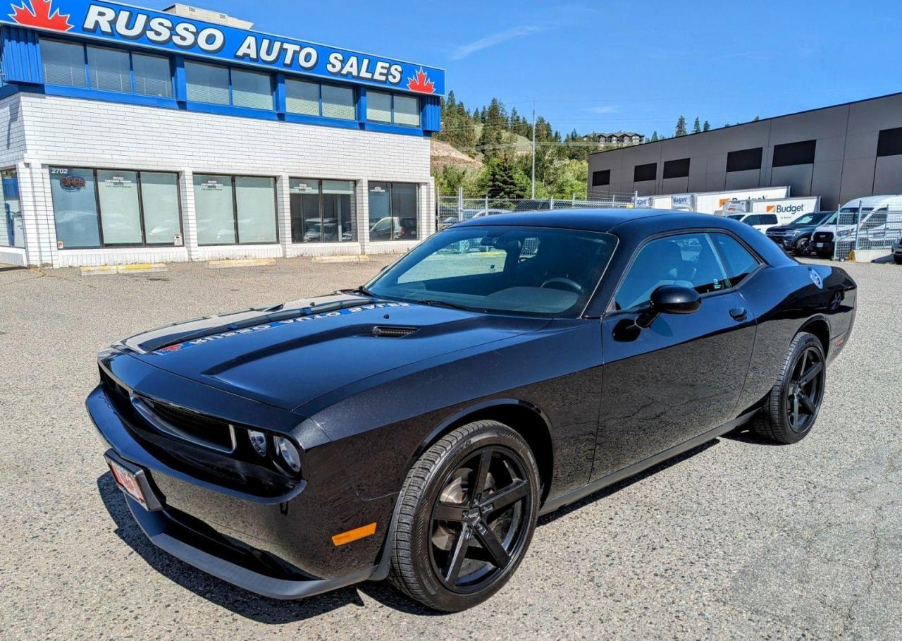 2011 Dodge Challenger SE, ONLY 68520 KMS - Photo #1