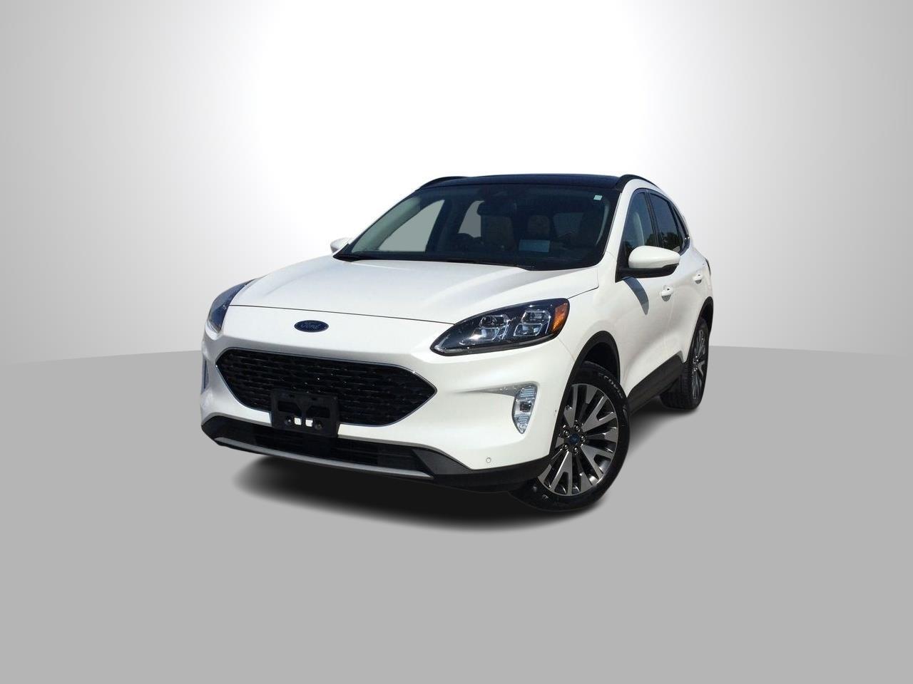 Used 2020 Ford Escape Titanium for sale in Barrie, ON