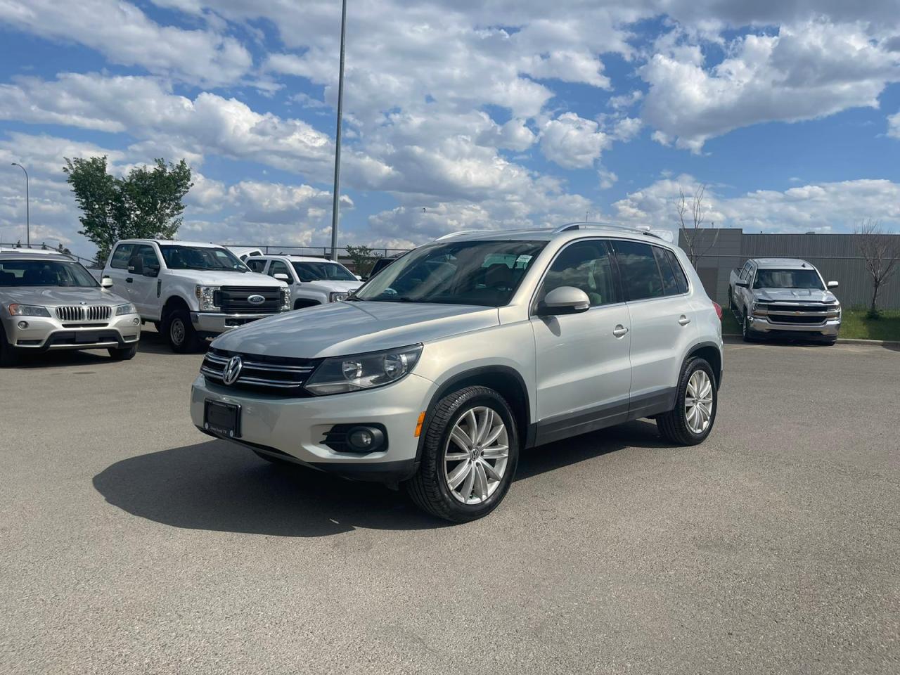 Used 2012 Volkswagen Tiguan | $0 DOWN - EVERYONE APPROVED!! for sale in Calgary, AB
