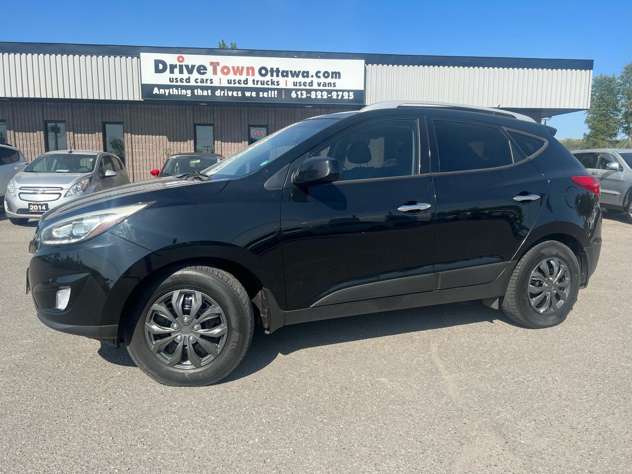 Used 2015 Hyundai Tucson GLS AWD **PANOROOF**BACK-UP CAMERA** for sale in Ottawa, ON