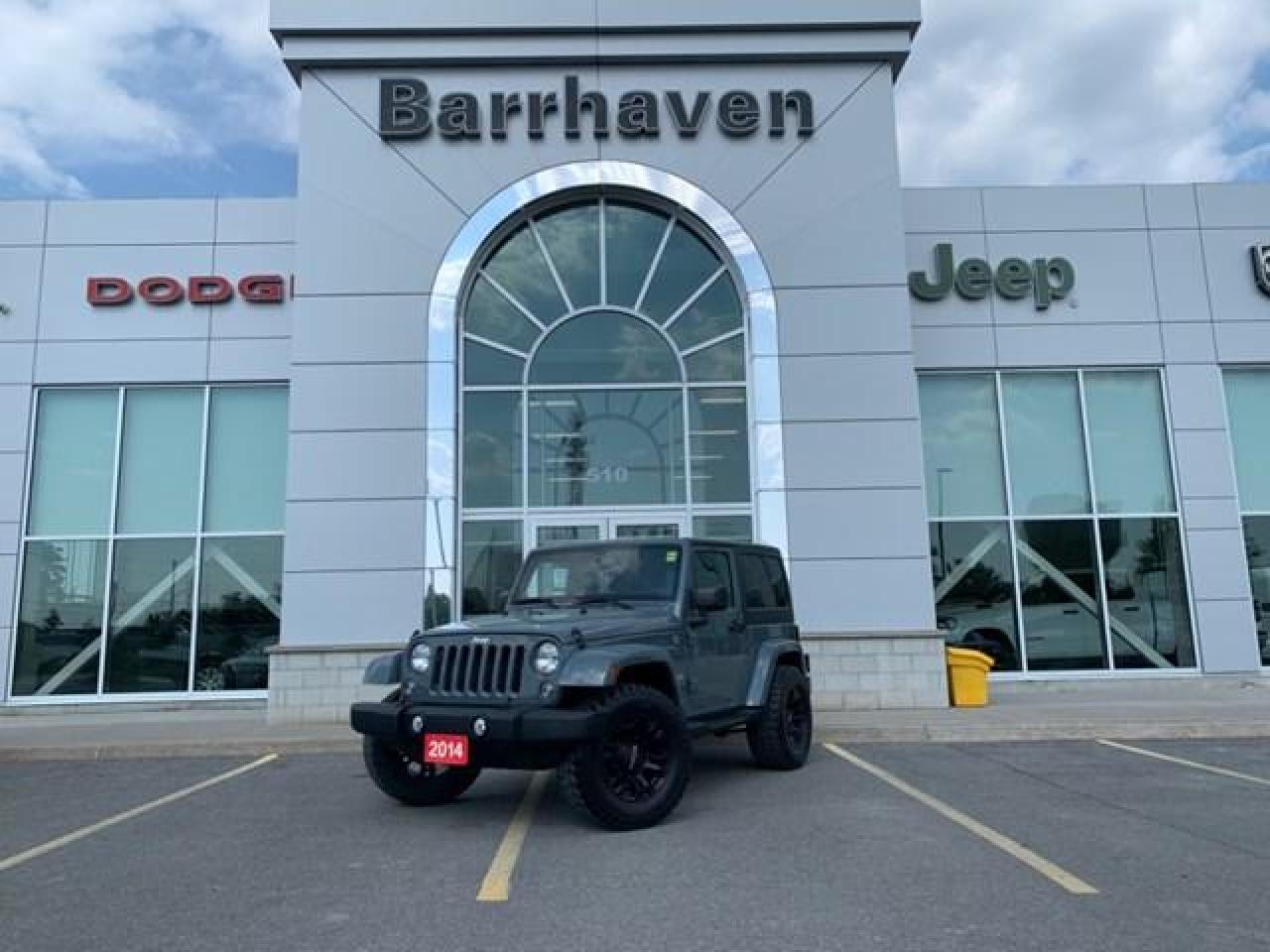 Used 2014 Jeep Wrangler 4WD 2DR SAHARA for sale in Ottawa, ON