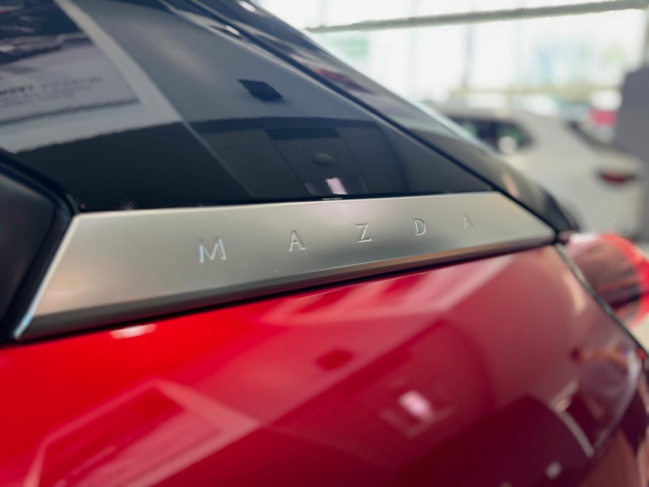 2023 Mazda MX-3 0 EV GT Photo