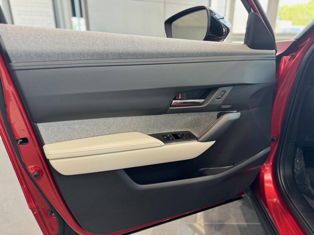 2023 Mazda MX-3 0 EV GT Photo