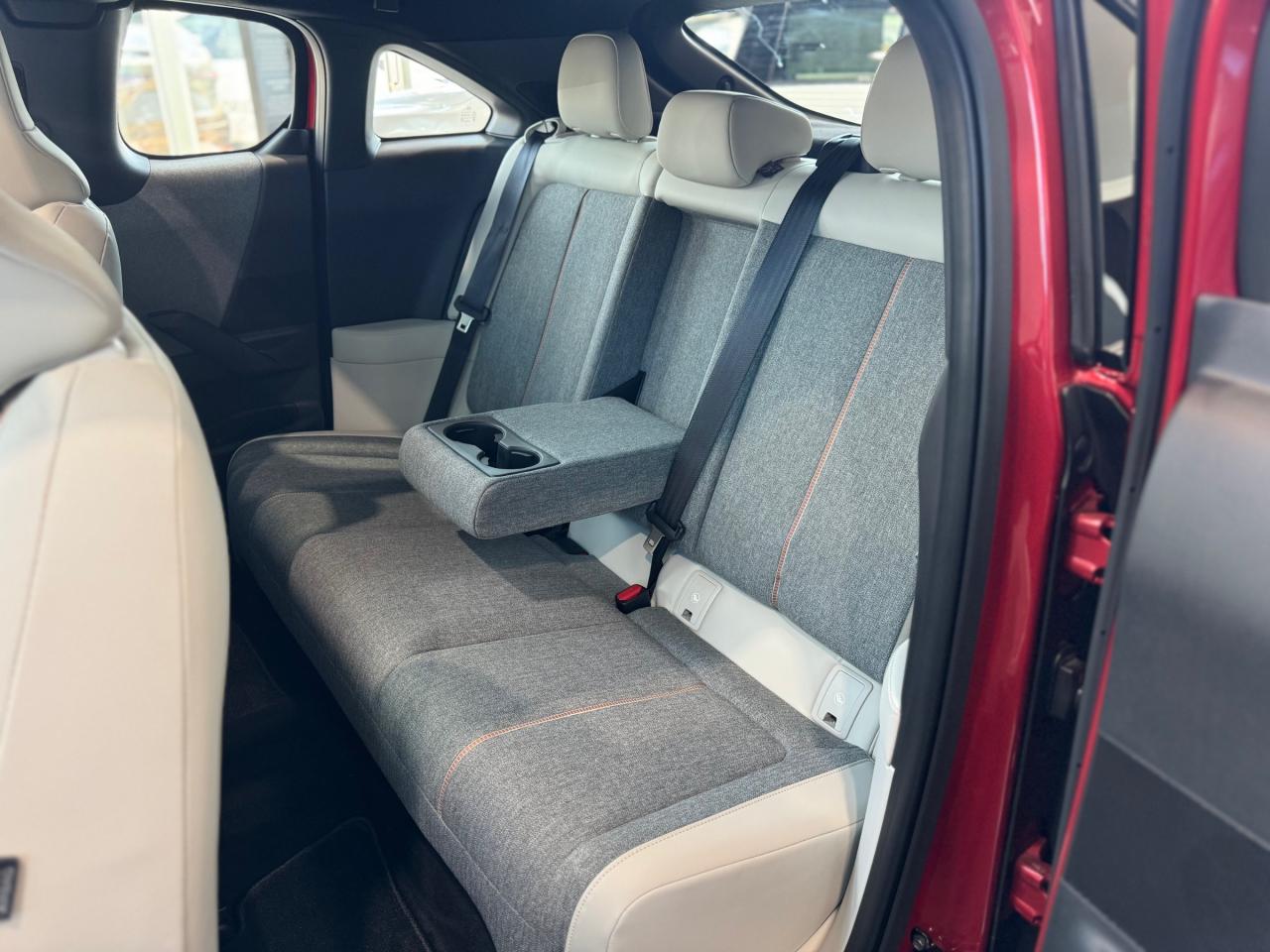 2023 Mazda MX-3 0 EV GT Photo