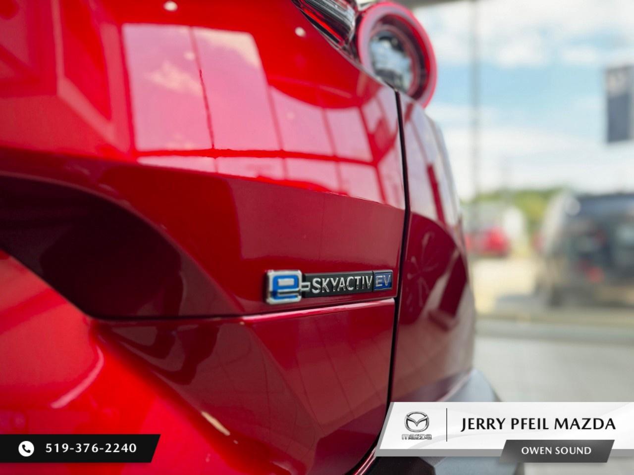 2023 Mazda MX-3 0 EV GT FWD Photo