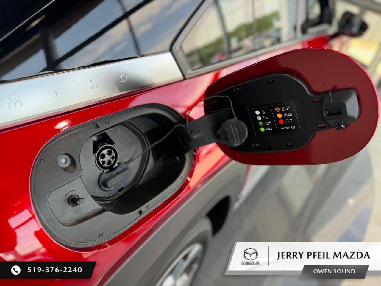 2023 Mazda MX-3 0 EV GT FWD Photo