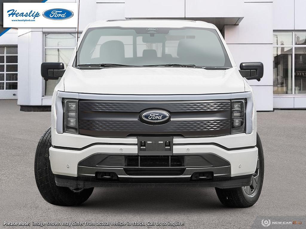 2023 Ford F-150 Lightning XLT Photo5