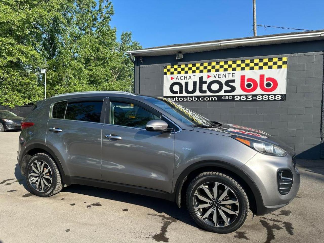 Used 2017 Kia Sportage EX Tech avec Noir 4 portes TI for sale in Laval, QC