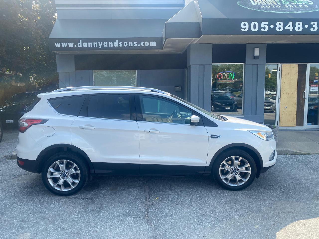 Used 2017 Ford Escape Titanium for sale in Mississauga, ON