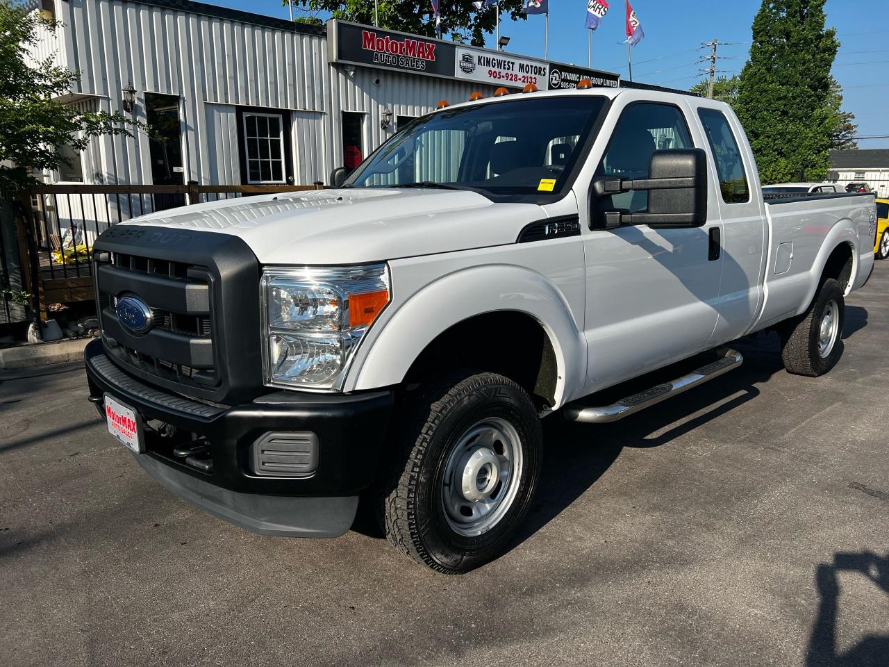 Used 2016 Ford F-250 XL-8 Foot Box- Accident Free for sale in Stoney Creek, ON