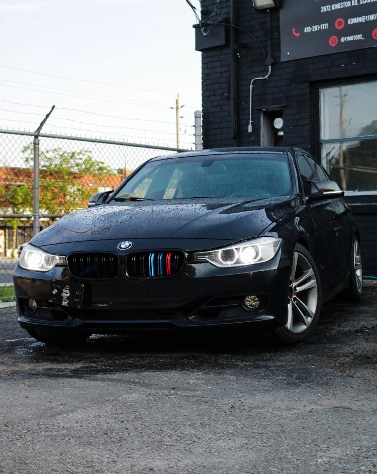 Used 2013 BMW 3 Series 4dr Sdn 328i xDrive Classic Line AWD *Ltd Avail* for sale in Scarborough, ON