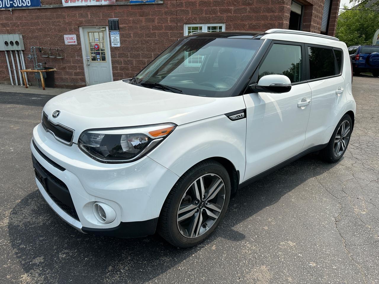 Used 2016 Kia Soul SX LUXURY 2L/PANORAMIC SUNROOF/NAVIGATION/LEATHER for sale in Cambridge, ON