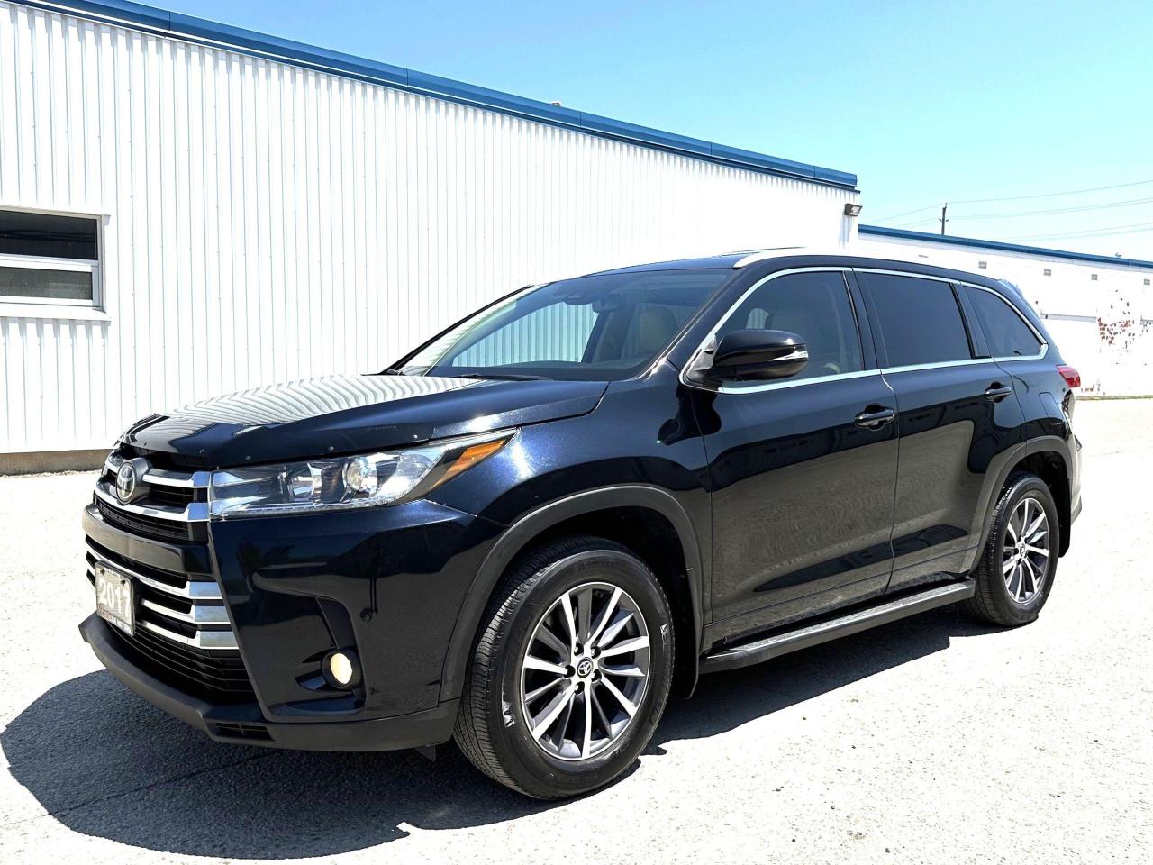 Used 2017 Toyota Highlander AWD XLE Navi Camera BlindSpot PCS LDA for sale in Kitchener, ON