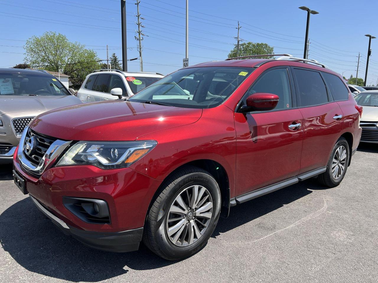 Used 2018 Nissan Pathfinder SV 4X4 | 7 PASS | REAR CAM | NAV | HTD SEATS for sale in Ottawa, ON