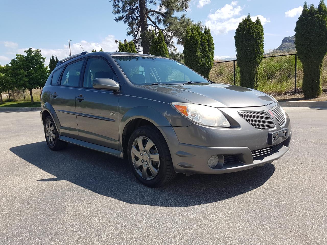 Used 2008 Pontiac Vibe Base for sale in West Kelowna, BC