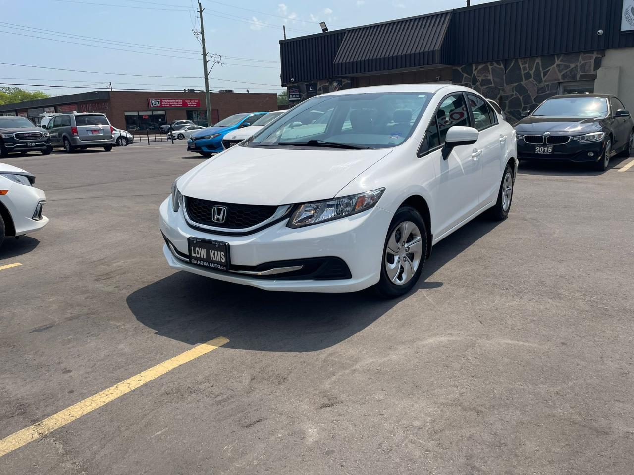 2015 Honda Civic 4dr Auto LOW KM B-TOOTH CAMERA SAFETY - Photo #1