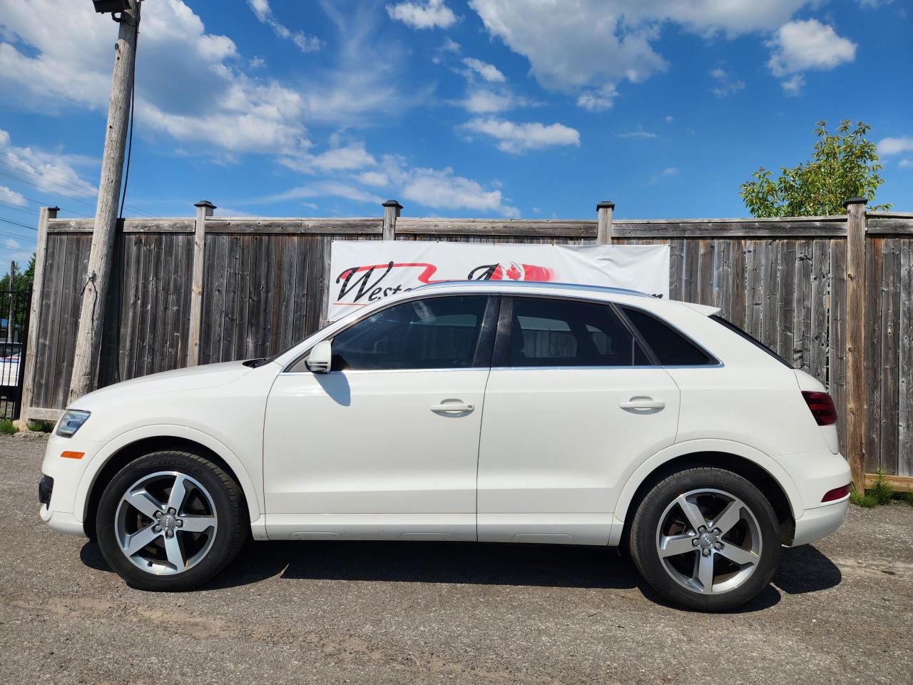 2015 Audi Q3 Progressiv - Photo #2