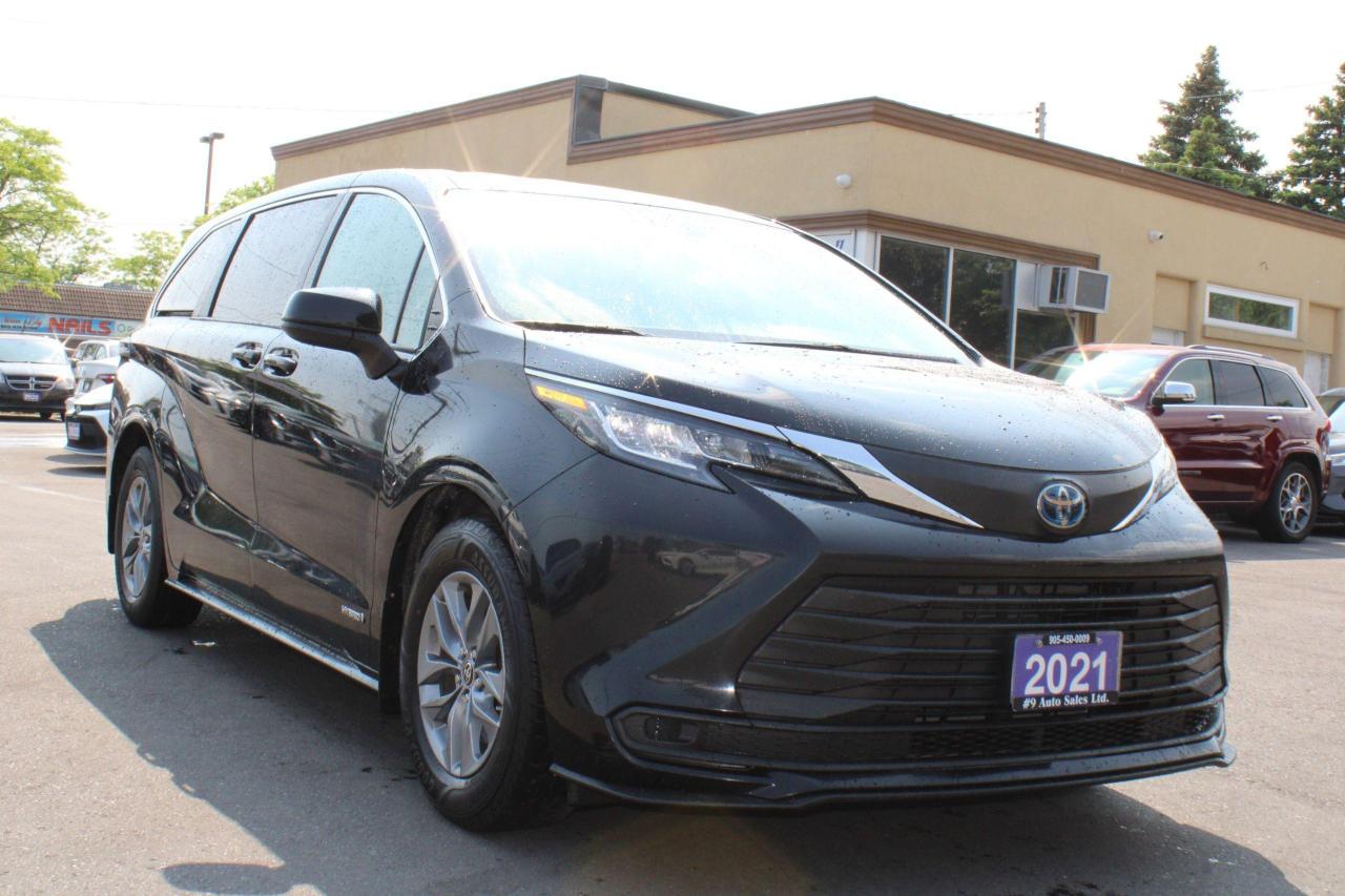Used 2021 Toyota Sienna LE 8-Passenger AWD for sale in Brampton, ON