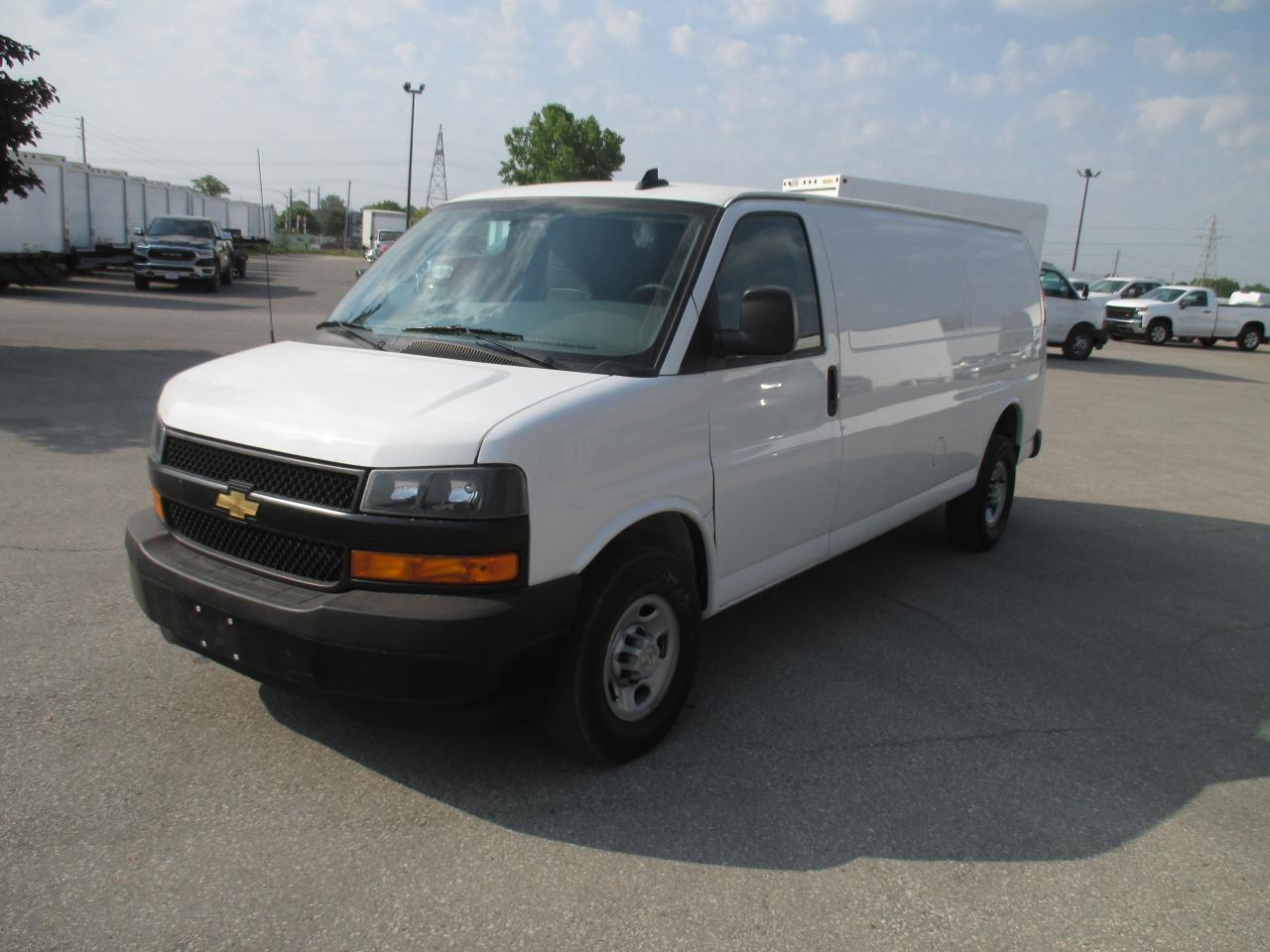 2020 Chevrolet Express 2500 RWD 2500 155" - Photo #2