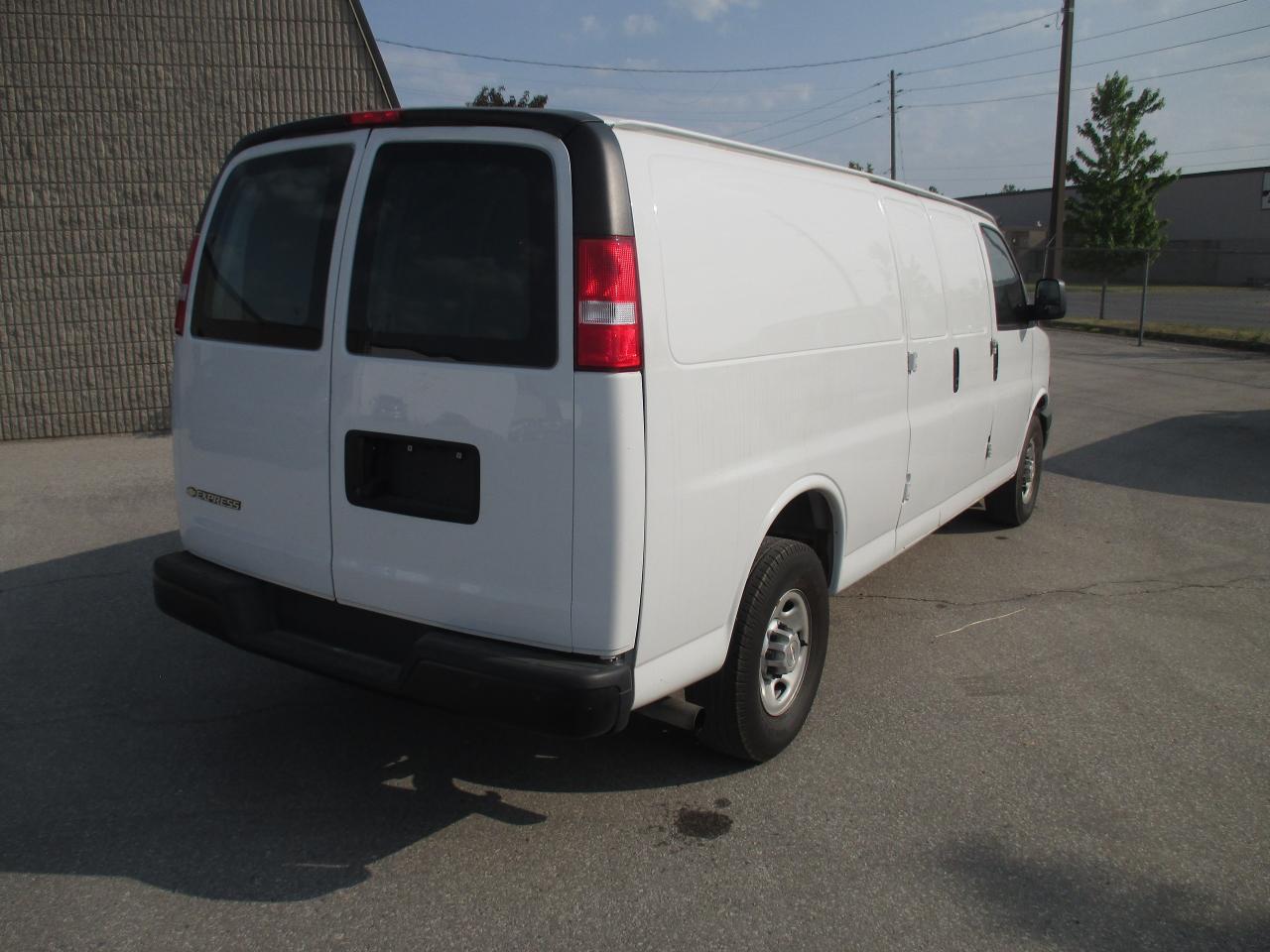 2020 Chevrolet Express 2500 RWD 2500 155" - Photo #5