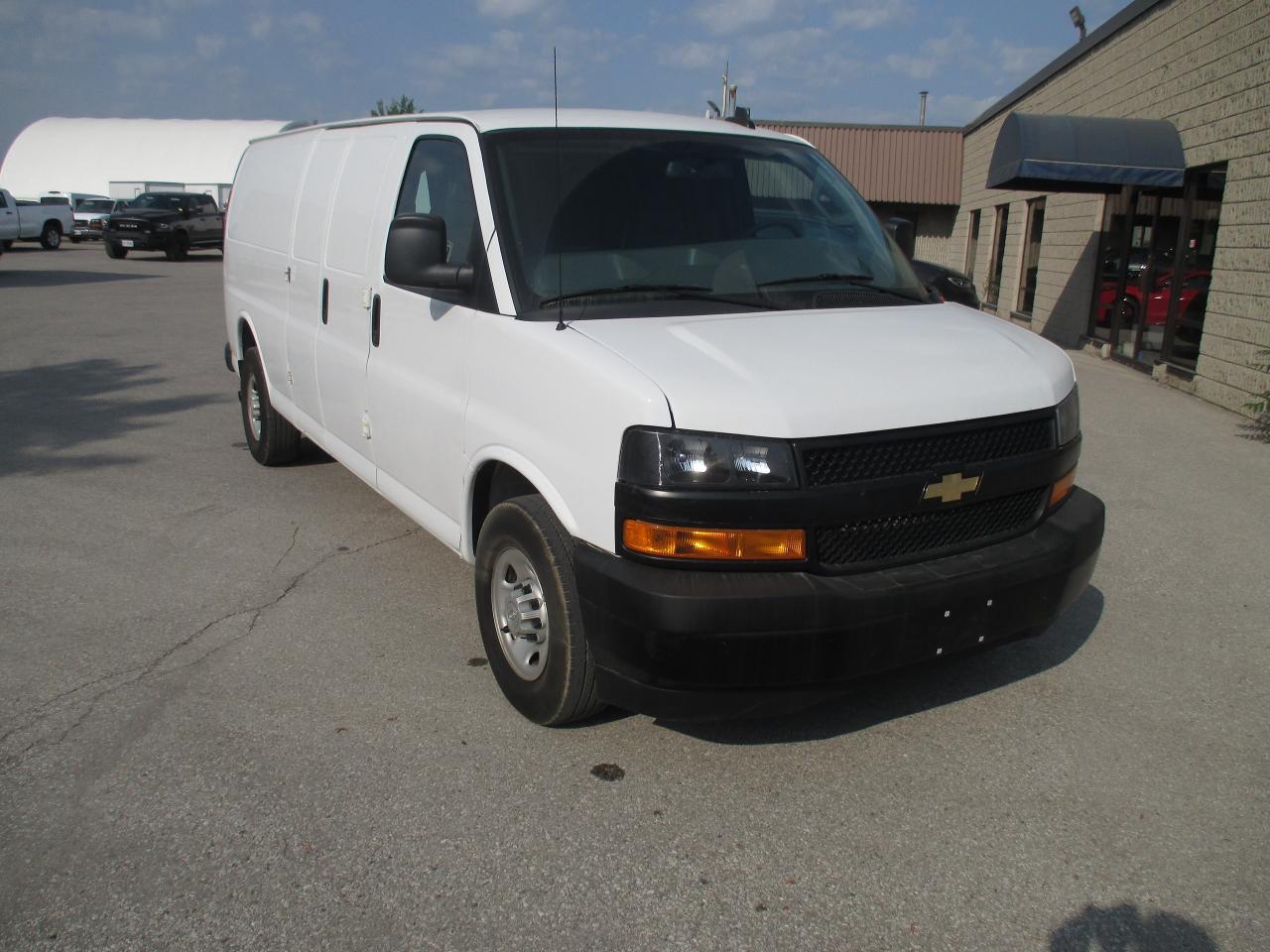 2020 Chevrolet Express 2500 RWD 2500 155" - Photo #3