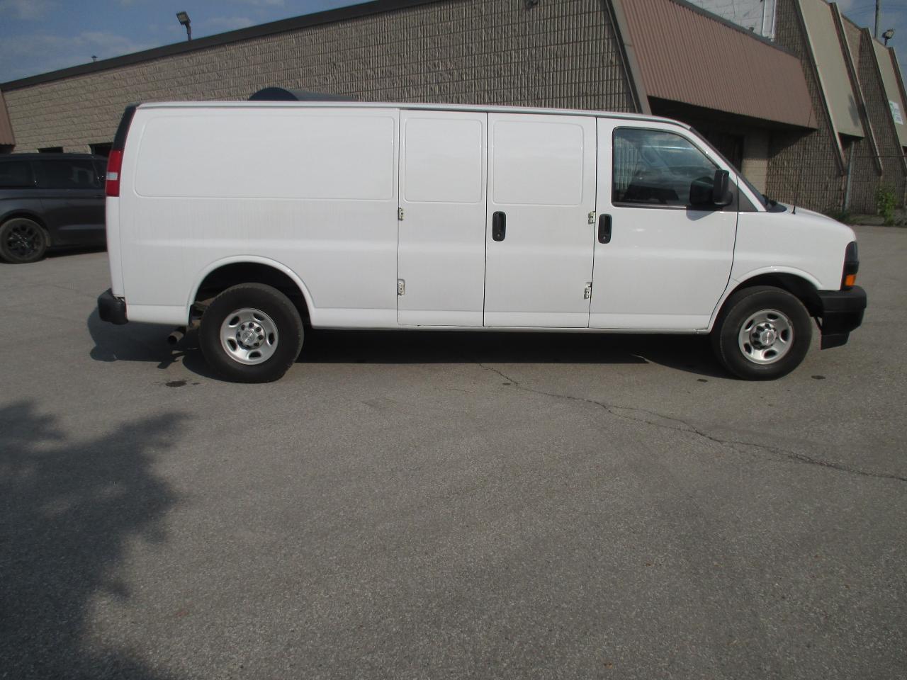 2020 Chevrolet Express 2500 RWD 2500 155" - Photo #4