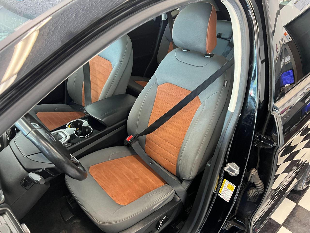 2018 Ford Edge SEL+PanoRoof+New Tires & Brakes+GPS++CLEAN CARFAX Photo59