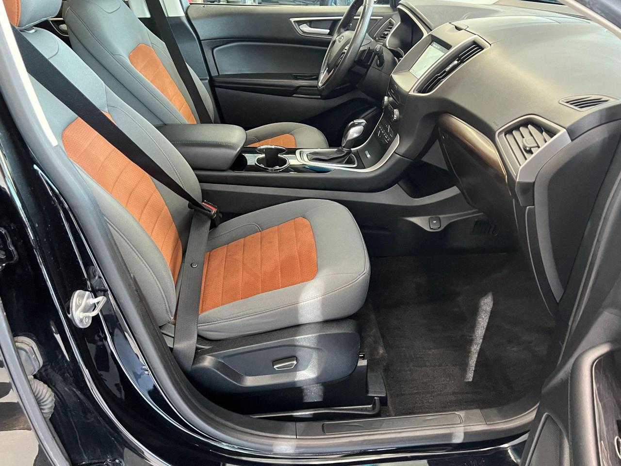 2018 Ford Edge SEL+PanoRoof+New Tires & Brakes+GPS++CLEAN CARFAX - Photo #18