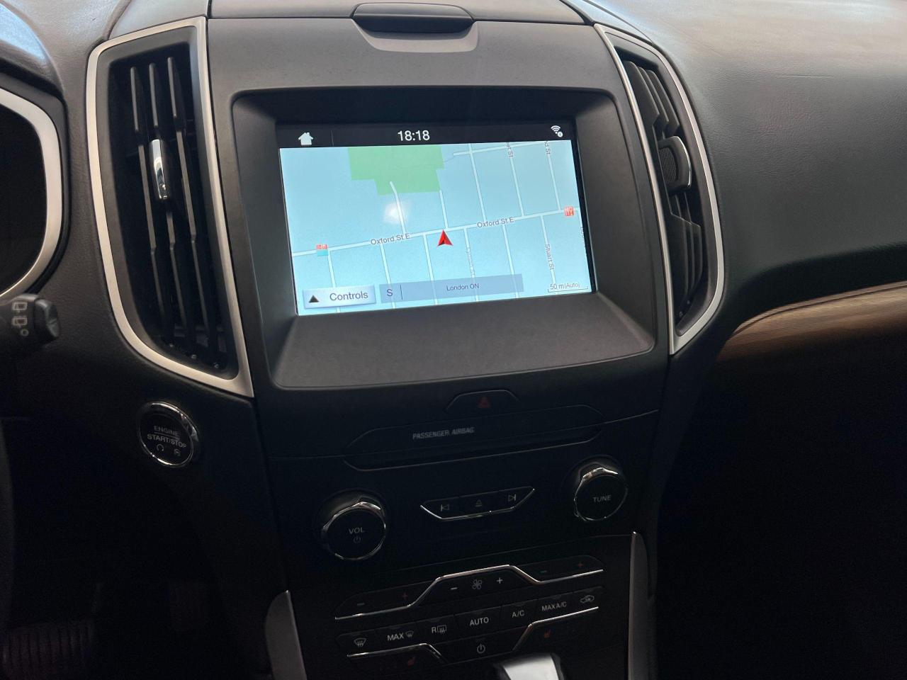 2018 Ford Edge SEL+PanoRoof+New Tires & Brakes+GPS++CLEAN CARFAX - Photo #23