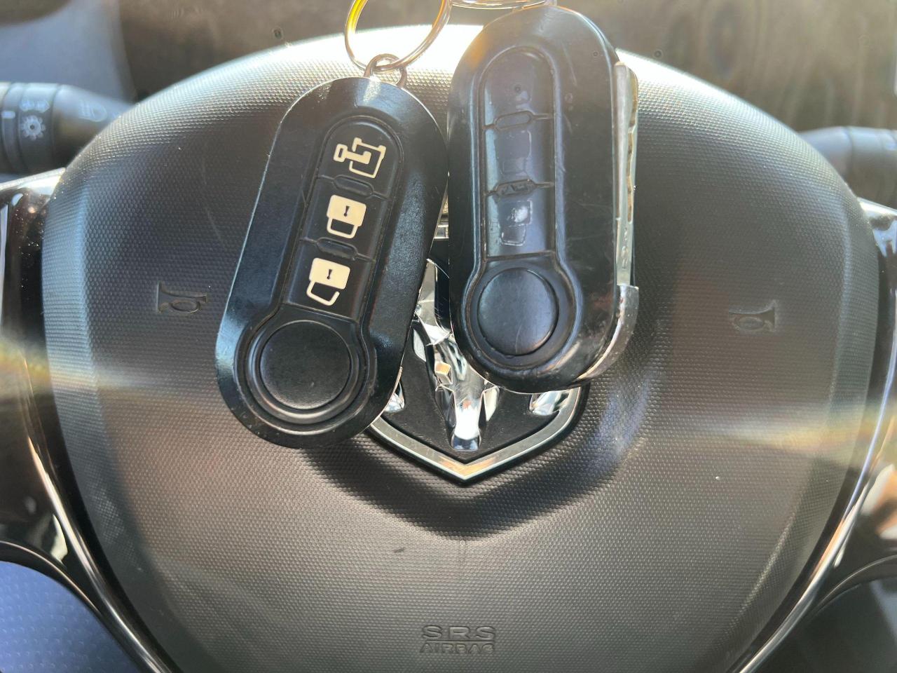 2017 RAM ProMaster ST+New Tires+A/C+AUX & USB Input - Photo #10