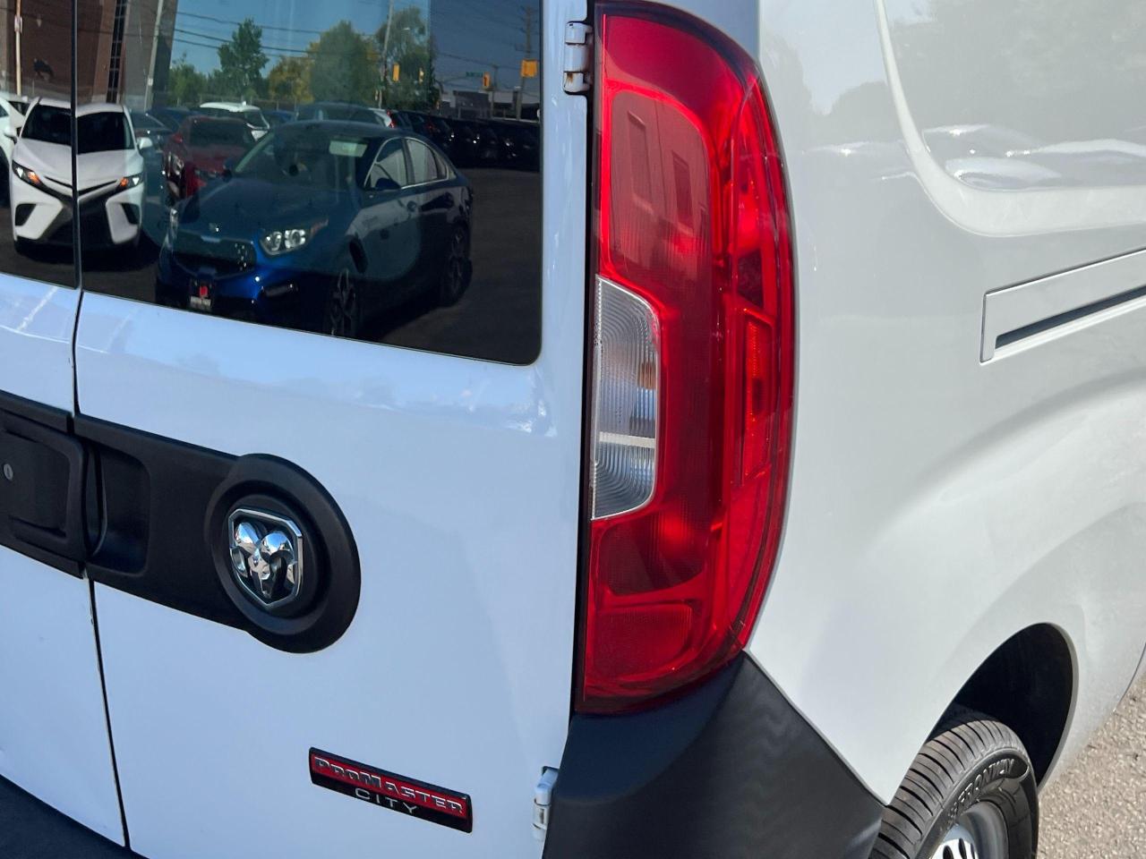 2017 RAM ProMaster ST+New Tires+A/C+AUX & USB Input - Photo #45