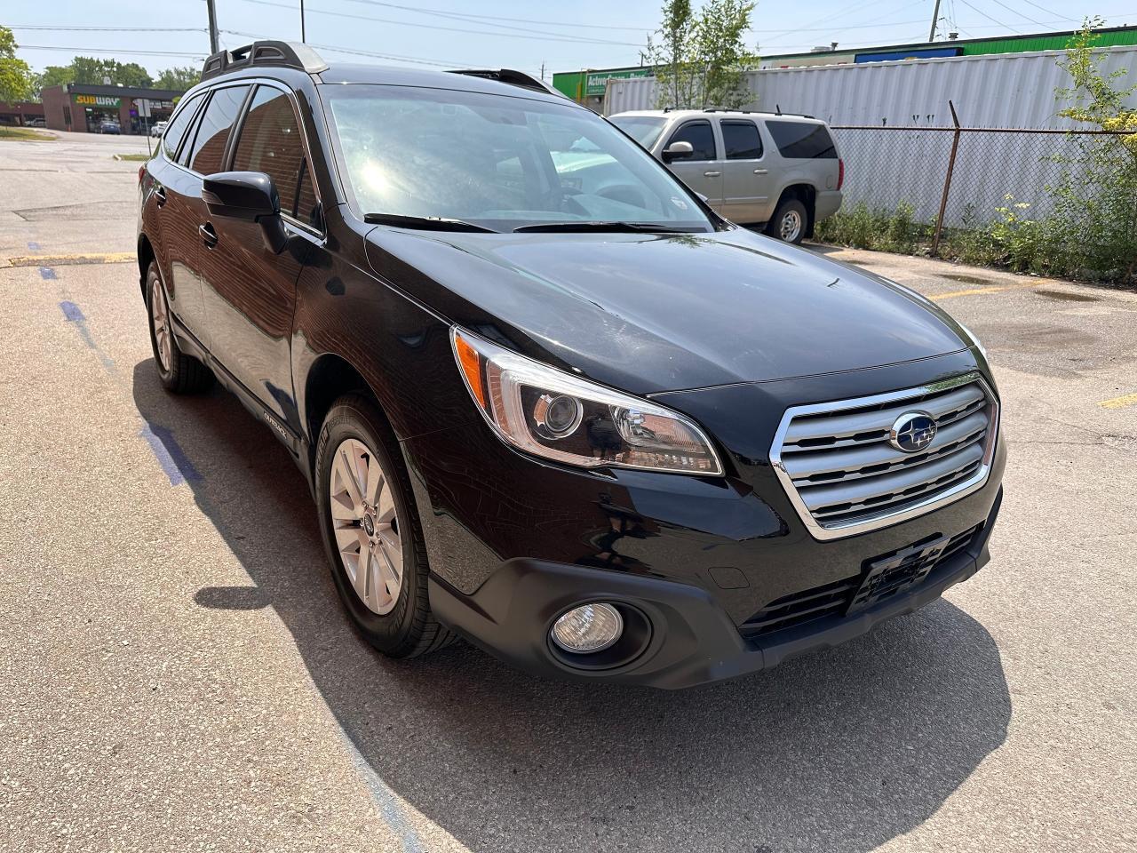 2016 Subaru Outback 2.5i Premium w/EyeSight Pkg Photo
