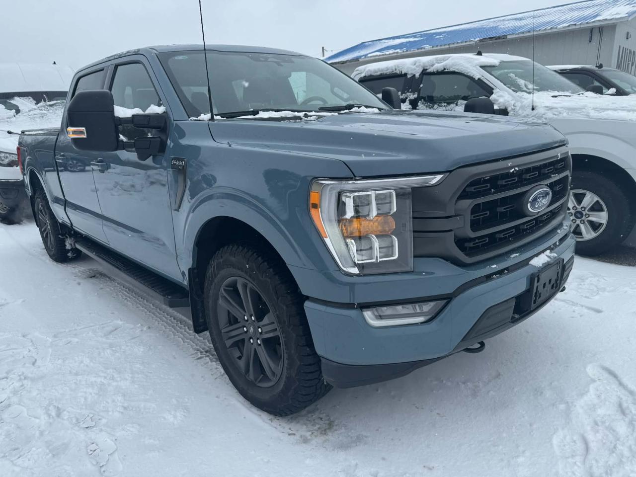 2023 Ford F-150 XLT Photo4