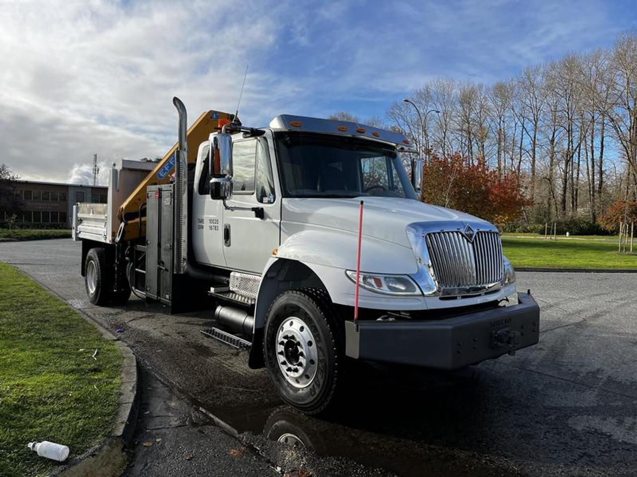 2013 International DuraStar 4300 Dump Truck With Crane Air Brakes Diesel, 6.4L V8 DIESEL engine, 2 door, automatic, 4X2, white exterior. Engine Hours : 3321, PTO Hours : 543.7.  Certificate and Decal valid to May 2024 This item is currently OFFSITE. You must register an appointment with our office to schedule an offsite viewing. Appointments must be made a minimum of one business day in advance (and as defined by the days that Repo.com is open for business) before your appointment can be scheduled and confirmed. We may, at our own discretion, instead opt to transport smaller items to Repo.coms main yard for viewing purposes.  $75,840.00 plus $375 processing fee, $76,215.00 total payment obligation before taxes.   Listing report, warranty, contract commitment cancellation fee, financing available on approved credit (some limitations and exceptions may apply). All above specifications and information is considered to be accurate but is not guaranteed and no opinion or advice is given as to whether this item should be purchased. We do not allow test drives due to theft, fraud, acts of vandalism and undetectable impaired driving. Instead we provide the following benefits: Complimentary Warranty (with options to extend), Limited Money Back Satisfaction Guarantee on Fully Completed Contracts, Contract Commitment Cancellation, and an Open-Ended Sell-Back Option. Ask seller for details or call 604-522-REPO(7376) to confirm listing availability.