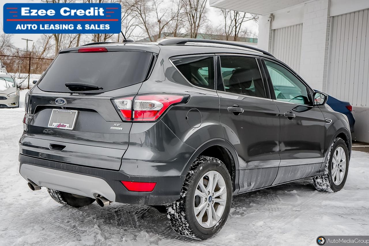 2017 Ford Escape SE Photo35