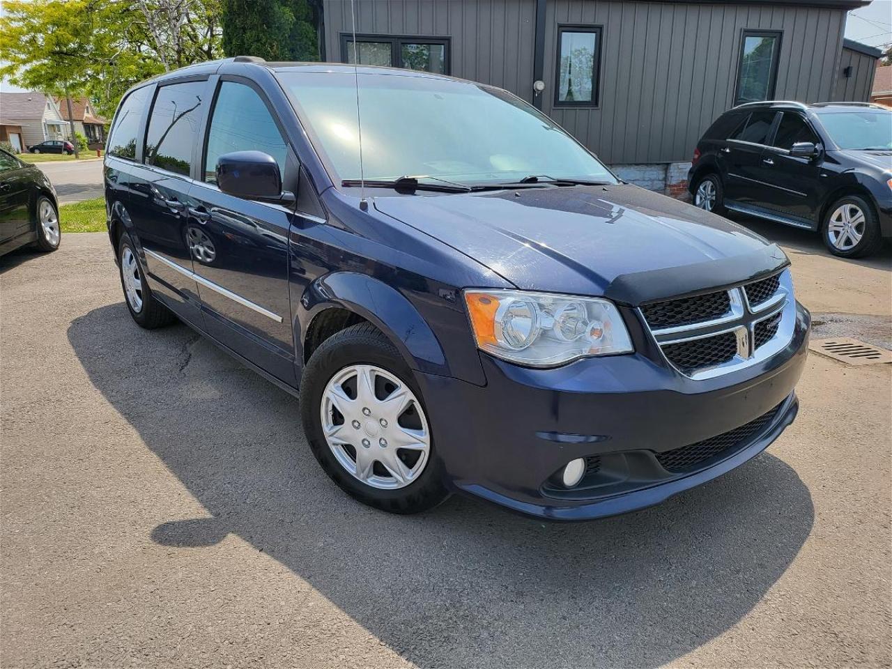 Used 2015 Dodge Grand Caravan Crew for sale in Hamilton, ON