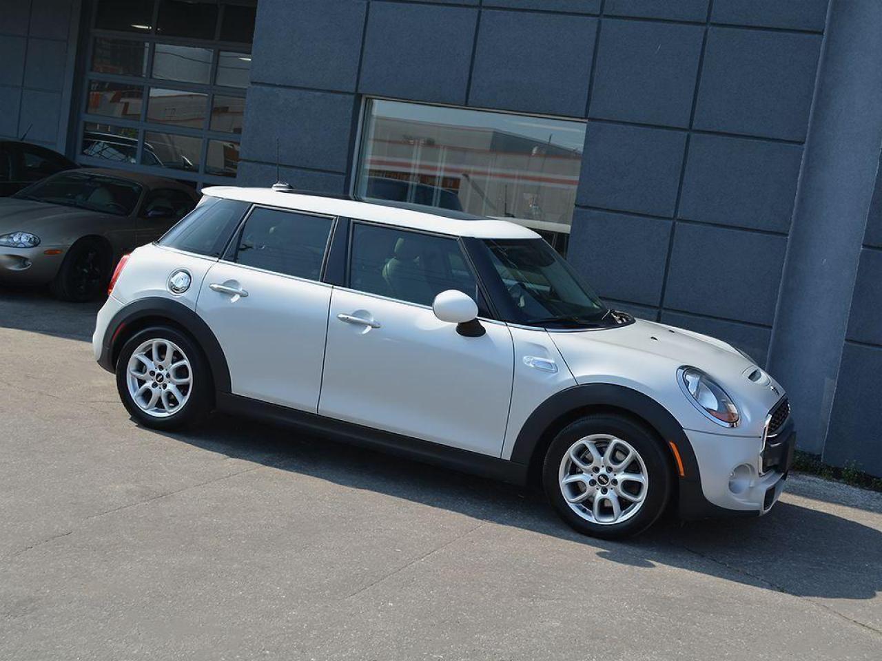 2015 MINI Cooper S|NAVIGATION|PANOROOF|LEATHER|ALLOYS - Photo #1