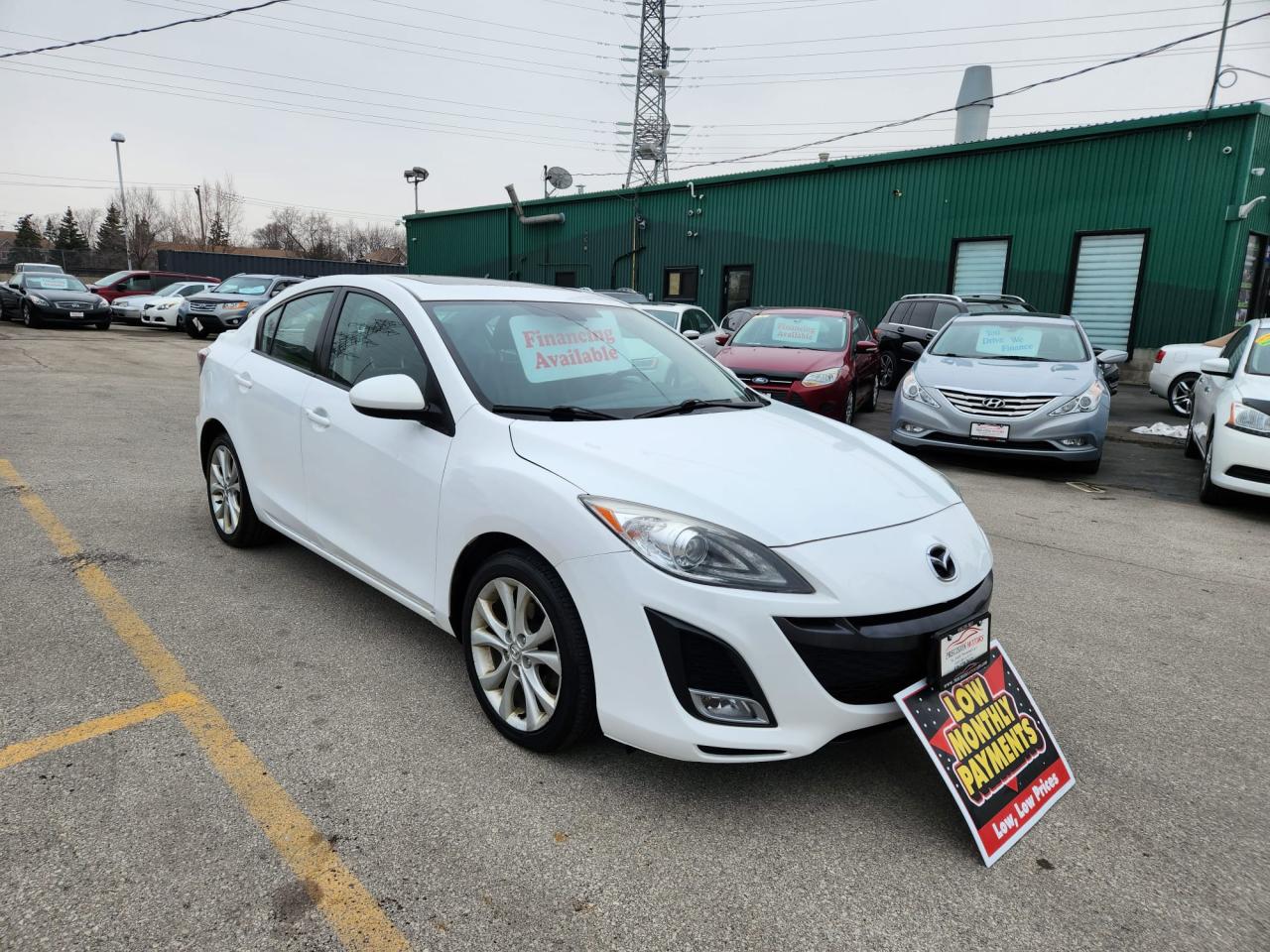 2011 Mazda MAZDA3 GT **SUNROOF / LEATHER HEATED SEATS** - Photo #1