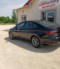 2019 Volkswagen Jetta R-Line | Sunroof | Heated Leather - Photo #3