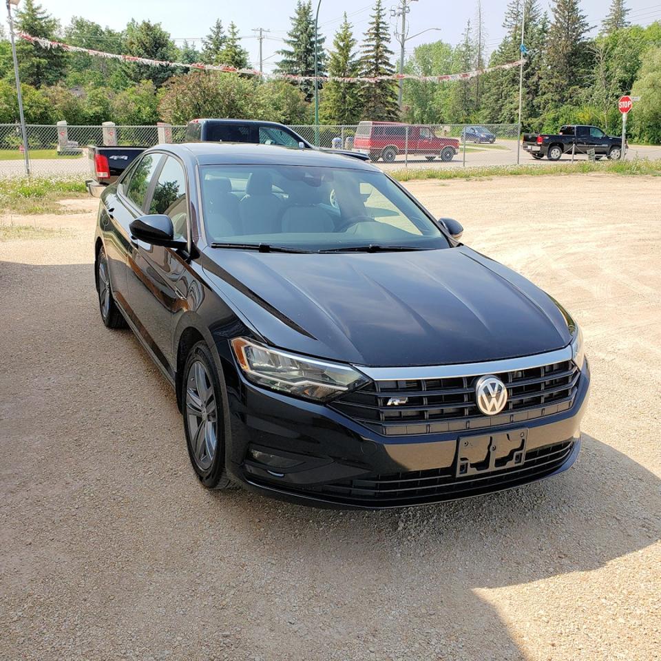 2019 Volkswagen Jetta R-Line | Sunroof | Heated Leather - Photo #5