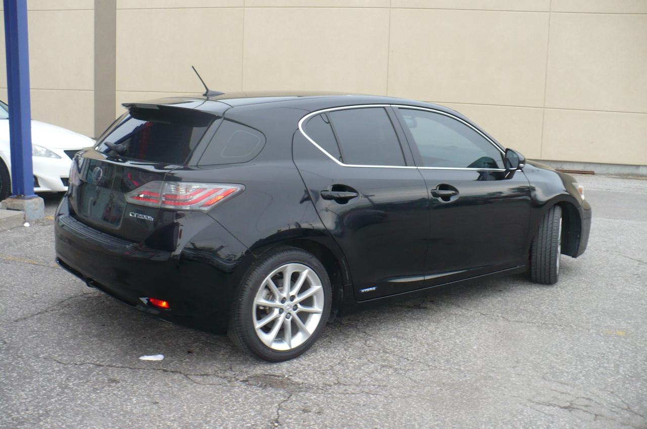 2011 Lexus CT 200h FWD 4dr Hybrid Photo2