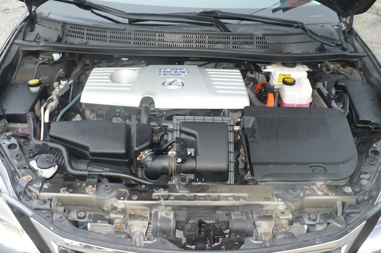 2011 Lexus CT 200h FWD 4dr Hybrid Photo