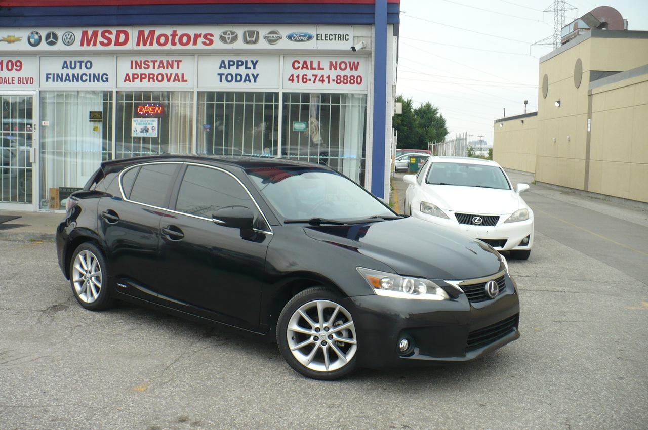2011 Lexus CT 200h FWD 4dr Hybrid Photo0